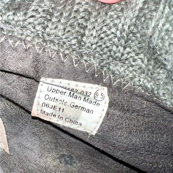 Not Rated Mini Ankle Booties - Picture 7 of 8